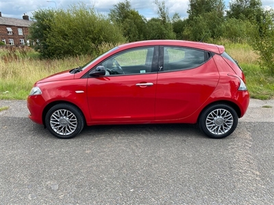 Used 2011 Chrysler Ypsilon in North West