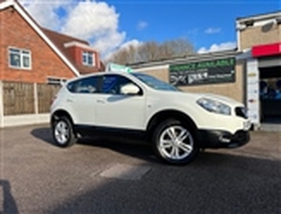 Used 2013 Nissan Qashqai 1.6 Acenta 2WD Euro 5 (s/s) 5dr in Tipton