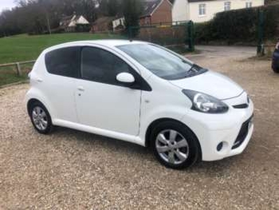 Toyota, Aygo 2014 (14) 1.0 VVT-I MOVE WITH STYLE MM 5d 68 BHP AUTOMATIC, 32000 MILES 5-Door