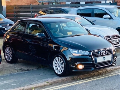 Audi A1 Hatchback (2011/11)