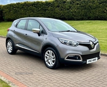 Renault Captur (2015/64)