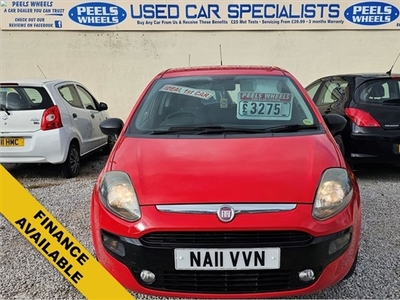 Used 2011 Fiat Punto Evo 1.2 8v MYLIFE 3d 68 BHP * PERFECT FIRST / FAMILY CAR in Morecambe