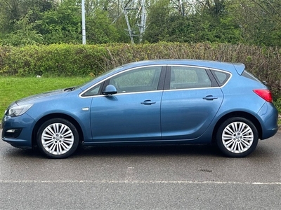 Used 2015 Vauxhall Astra 1.6 EXCITE 5d 113 BHP in Suffolk