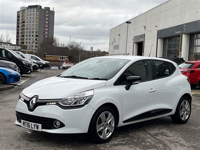 Used 2016 Renault Clio 1.5 dCi 90 Dynamique Nav 5dr in Salford