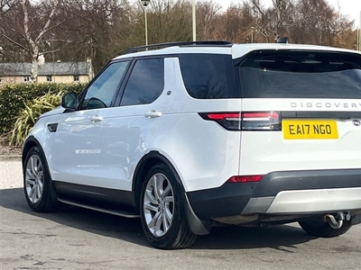 Used 2017 Land Rover Discovery 3.0 TD6 SE 5dr Auto in Newcraighall