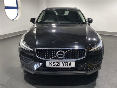 Used 2021 Volvo V60 2.0 B4D Cross Country 5dr AWD Auto in Portsmouth