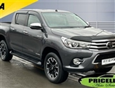 Used 2017 Toyota Hilux 2.4 INVINCIBLE 4WD D-4D DCB 148 BHP in Northwich
