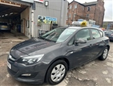 Used 2014 Vauxhall Astra 1.7 ES CDTI ECOFLEX S/S 5d 110 BHP in Manchester
