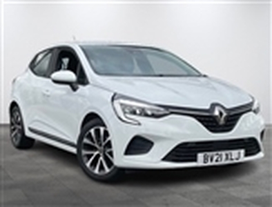 Used 2021 Renault Clio 1.0 Tce Iconic Hatchback 5dr Petrol Manual Euro 6 (s/s) (90 Ps) in Warwick