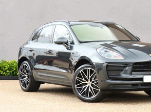 PORSCHE MACAN ESTATE [265] 5dr PDK