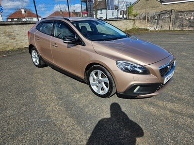 Volvo V40 Cross Country (2014/14)