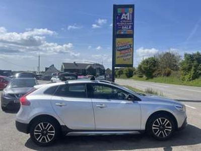 Volvo, V40 Cross Country 2015 (65) 2.0 D2 Lux Auto Euro 6 (s/s) 5dr