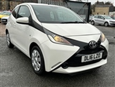 Used 2016 Toyota Aygo 1.0 VVT-i x-play Euro 6 3dr in Plymouth