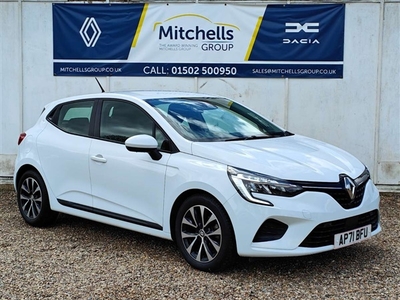 Used 2021 Renault Clio 1.0 TCe 90 Iconic 5dr in Great Yarmouth
