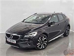 Used 2018 Volvo V40 1.5 T3 CROSS COUNTRY PRO 5d 151 BHP in Chorley