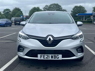 Used 2021 Renault Clio 1.0 TCe 100 Iconic 5dr in Romford