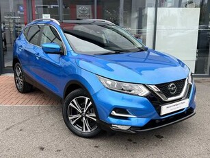 Nissan Qashqai 1.3 DIG-T (160ps) N-Connecta Glass Roof