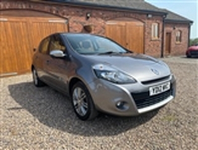 Used 2012 Renault Clio 1.5 dCi Dynamique TomTom Euro 5 5dr in Leeds