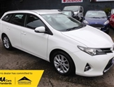 Used 2013 Toyota Auris 1.4 ICON D-4D 5d 89 BHP in Kidderminster