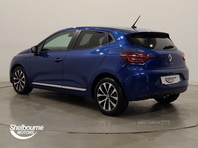Used 2021 Renault Clio 1.0 TCe Iconic Hatchback 5dr Petrol Manual Euro 6 (s/s) (90 ps) in Newry