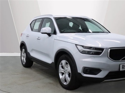 Used Volvo XC40 2.0 T4 Momentum Pro 5dr AWD Geartronic in Reading
