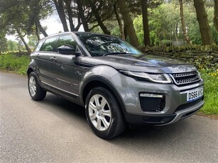 Used Land Rover Range Rover Evoque 2.0 TD4 SE Tech 4WD Euro 6 (s/s) 5dr in Huddersfield