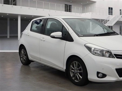 Toyota Yaris (2014/64)