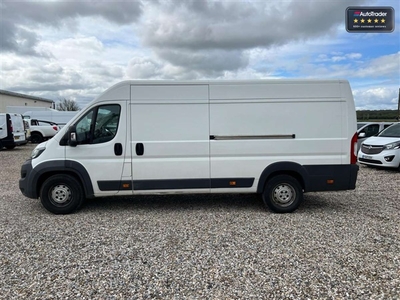 Used Peugeot Boxer 2.0 BlueHDi H2 Professional Van 130ps in Reading