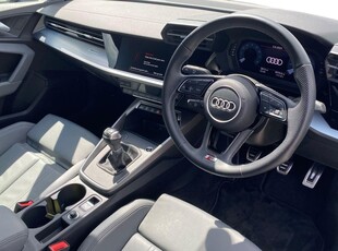 Audi A3 S line 30 TFSI 110 PS 6-speed