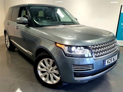 Used Land Rover Range Rover 3.0 TDV6 VOGUE SE 5d 258 BHP in Leigh