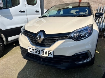Used Renault Captur 0.9 PLAY TCE 5d 89 BHP in Lancashire