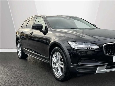 Used Volvo V90 2.0 D4 Cross Country 5dr AWD Geartronic in Preston