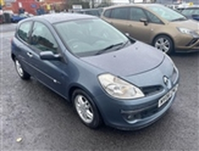 Used 2006 Renault Clio 1.4 DYNAMIQUE 16V 3d 98 BHP in Bolton