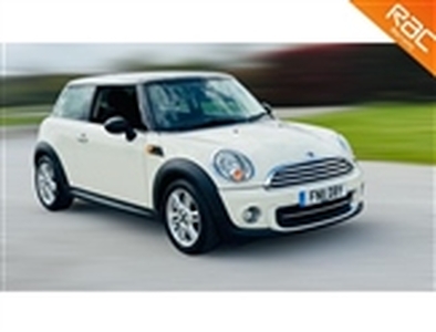 Used 2011 Mini Hatch 1.6 COOPER 3d 122 BHP in Holyport