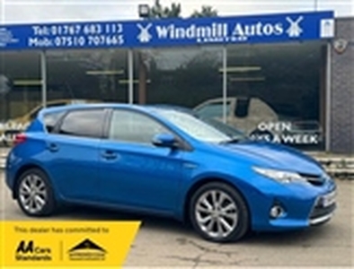 Used 2014 Toyota Auris 1.8 EXCEL VVT-I 5d 134 BHP in Bedfordshire