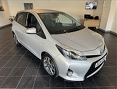 Used 2014 Toyota Yaris 1.5 HYBRID TREND 5DR CVT in Wirral