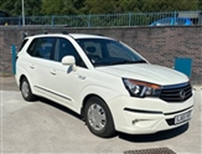 Used 2015 Ssangyong Rodius 2.2 SE 5d 176 BHP in Ashton-under-Lyne