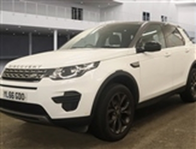 Used 2016 Land Rover Discovery Sport 2.0 TD4 SE in Widnes
