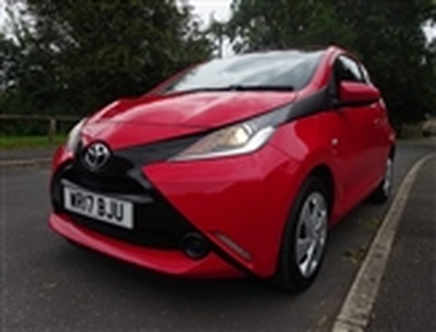 Used 2017 Toyota Aygo 1.0 VVT-i x-play Euro 6 3dr in thorncliffe way