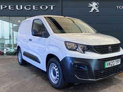 Peugeot Partner e-Partner 800 50kWh Professional Premium + Standard Panel Va