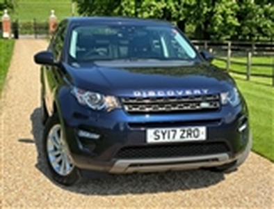 Used 2017 Land Rover Discovery Sport TD4 SE TECH in Faringdon