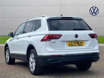 Used 2022 Volkswagen Tiguan Allspace 1.5 TSI Life 5dr in Guildford