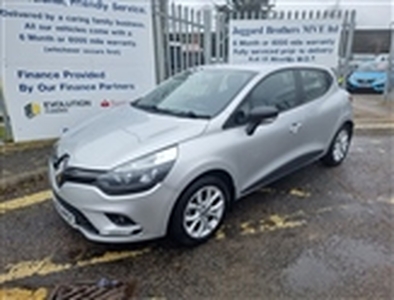 Used 2017 Renault Clio Play in Newmarket