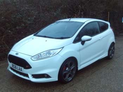 Ford, Fiesta 2013 (13) 1.6 ST-2 3d 180 BHP EX FORD PRESS CAR, 1 OF 46 MADE , VERY , VERY RARE ! 3-Door