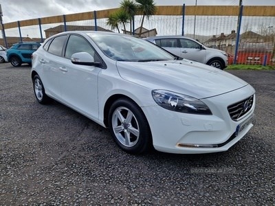 Volvo V40 Hatchback (2015/65)