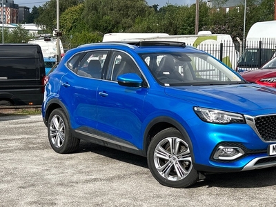 MG HS Exclusive S-A (Opening Panoram SUV
