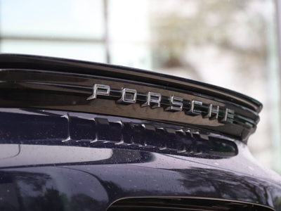 Porsche Boxster 2.0 2dr PDK