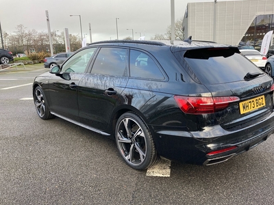 Audi A4 Avant Black Edition 35 TFSI 150 PS S tronic