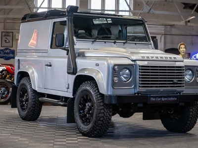Land Rover Defender 90 TD HARD TOP XS *ONLY 1469 MILES* SUNROOF REAR SEATS ALPINE HEAD UNIT SIDESTEPS H/WINDSCREEN SNORKEL