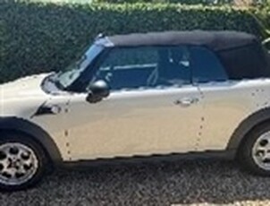 Used 2015 Mini Convertible 1.6 ONE 2d 98 BHP in Bury St Edmunds